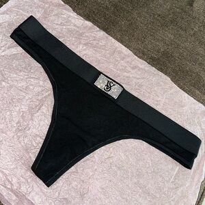 VS Shine Thong